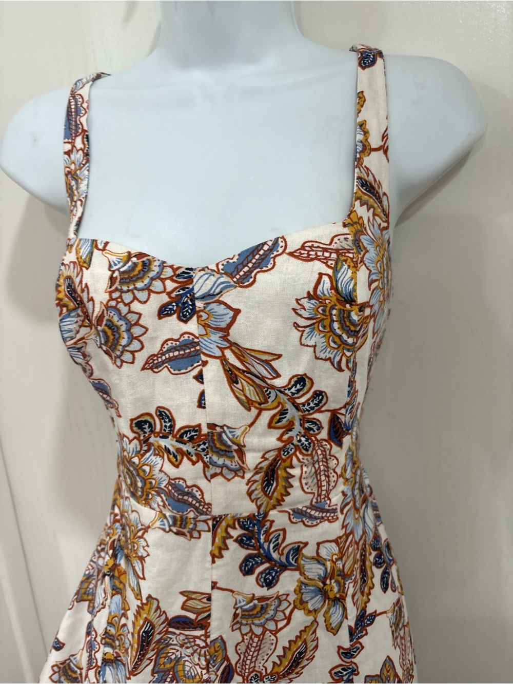 Floral linen Square-Neck Midi Dress in Cream and Blue - Picture 4 of 8